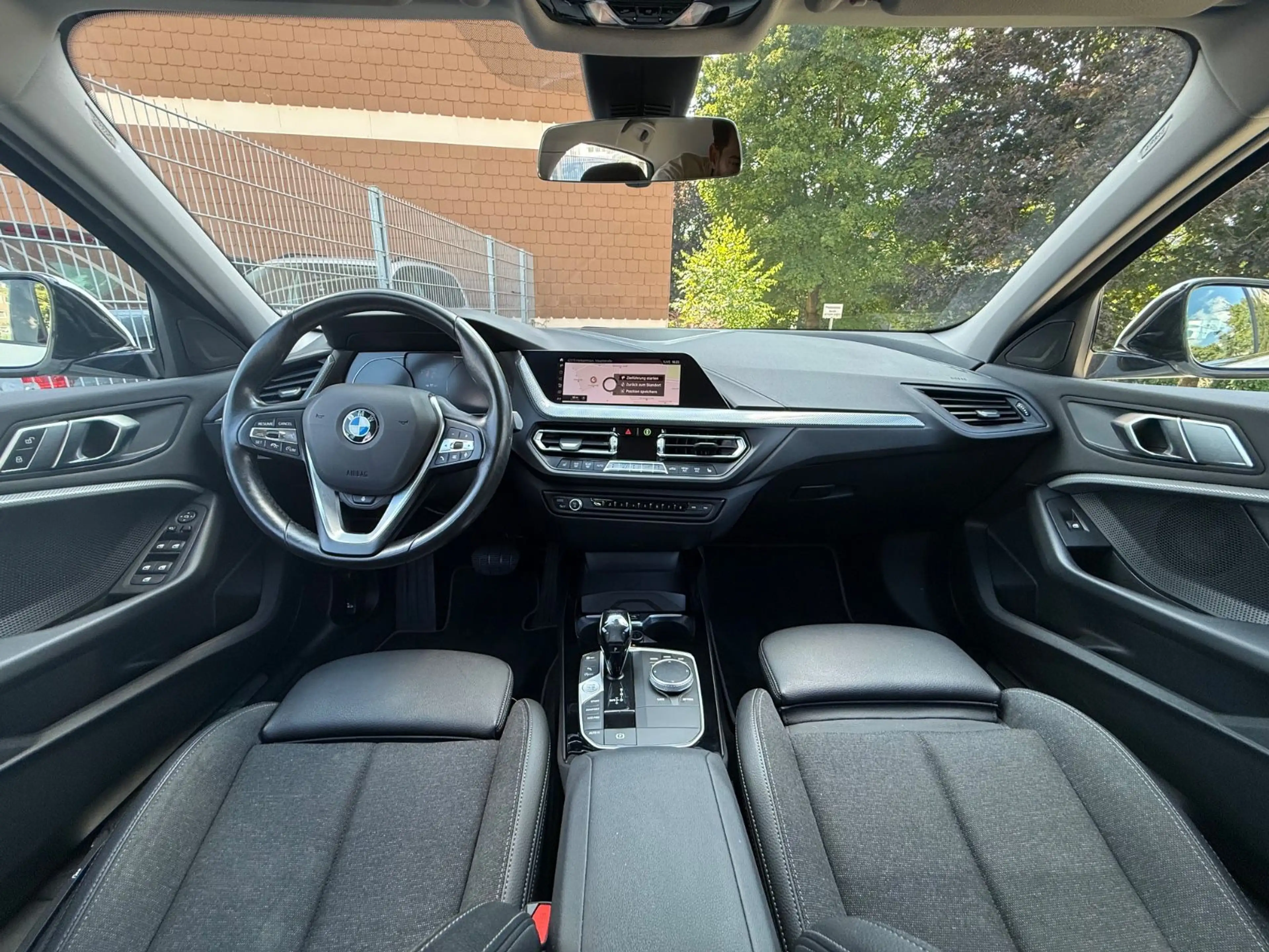 BMW 118 Sport Line*HeadUp*LED*PDC*1.Hand — photo 14