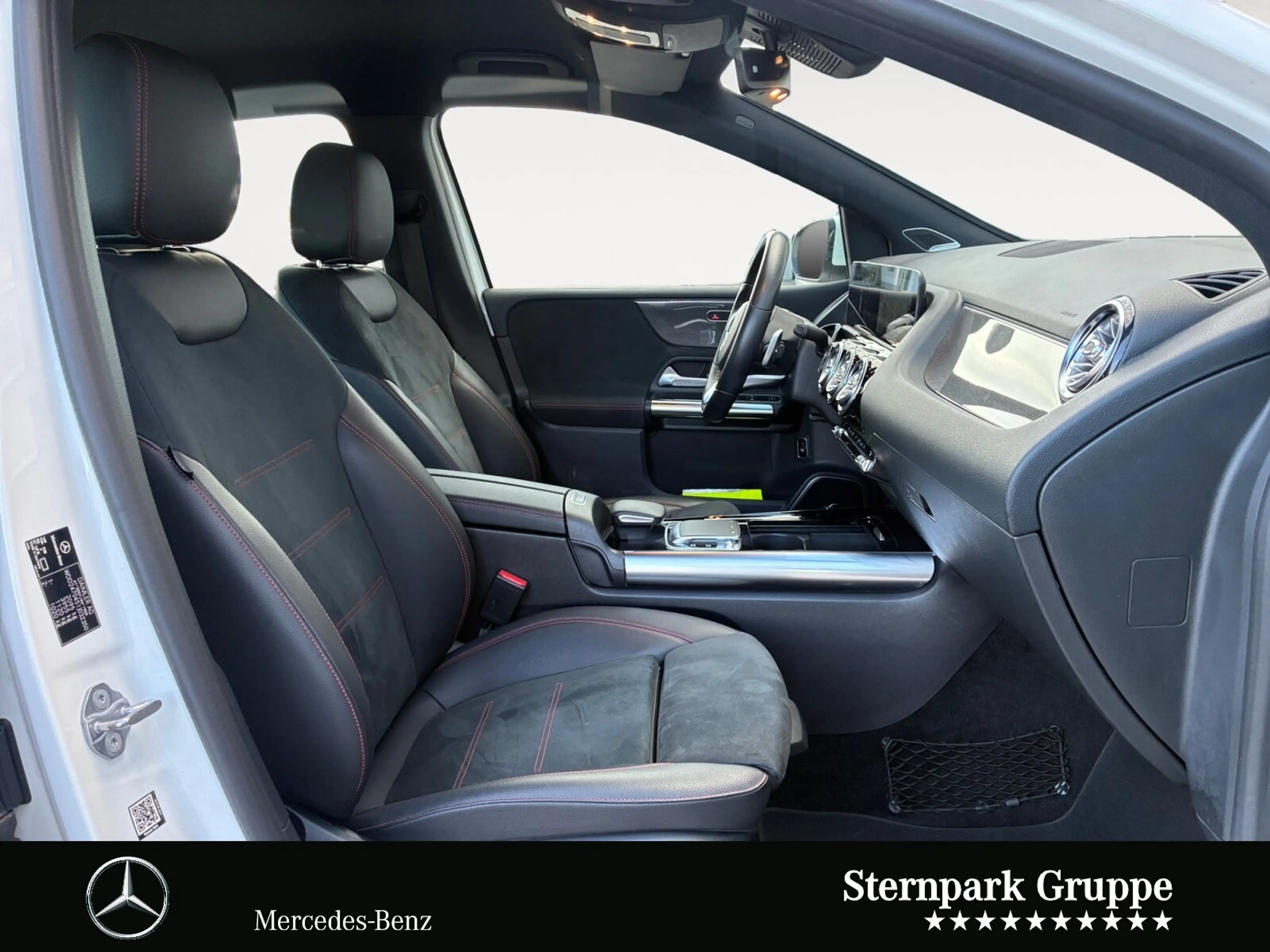 Mercedes-Benz B 220 B 220 4M AMG LED+MBUX+Ambiente+Spur+Navi+EasyP.+ — photo 15