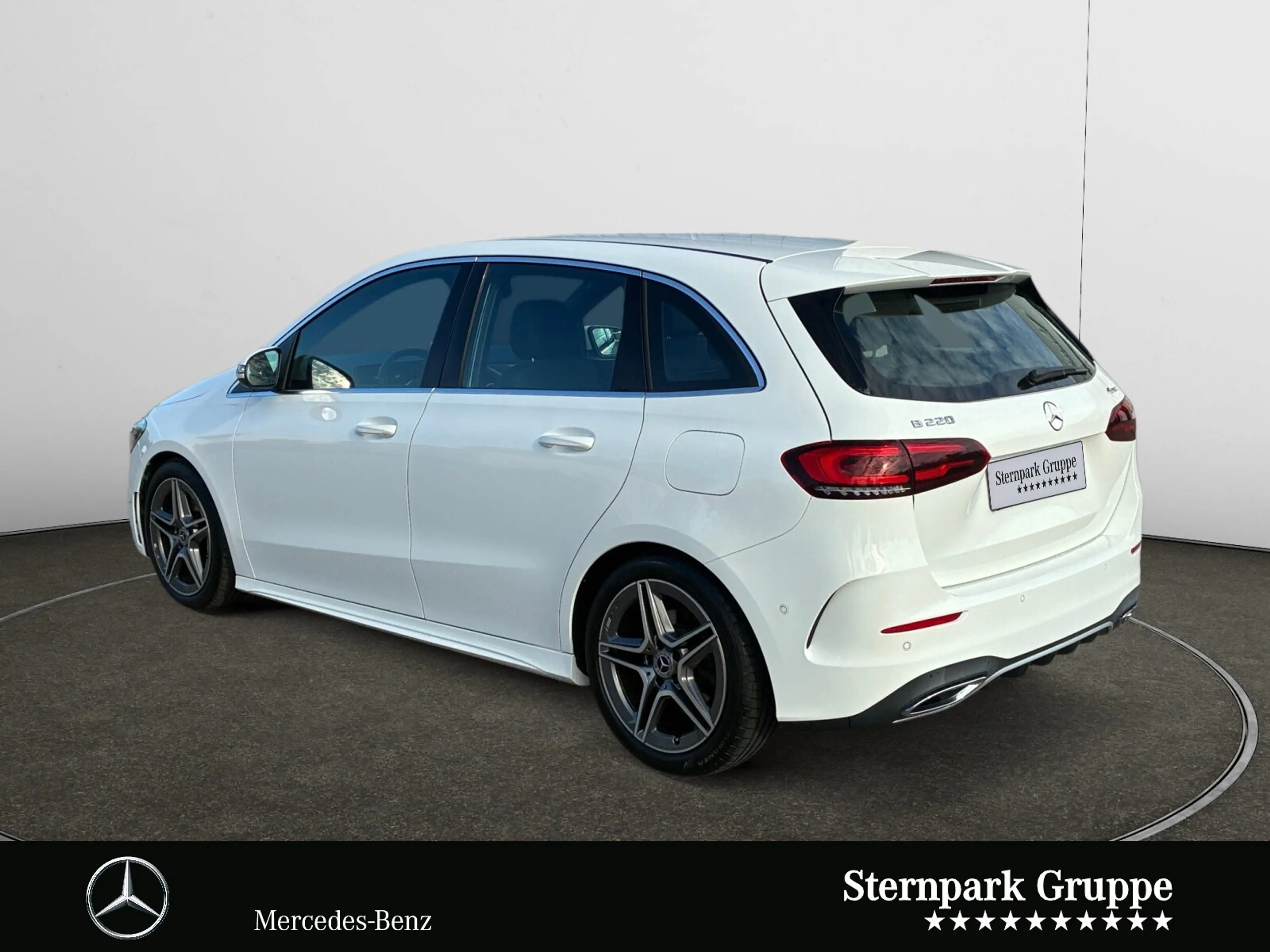 Mercedes-Benz B 220 B 220 4M AMG LED+MBUX+Ambiente+Spur+Navi+EasyP.+ — photo 3