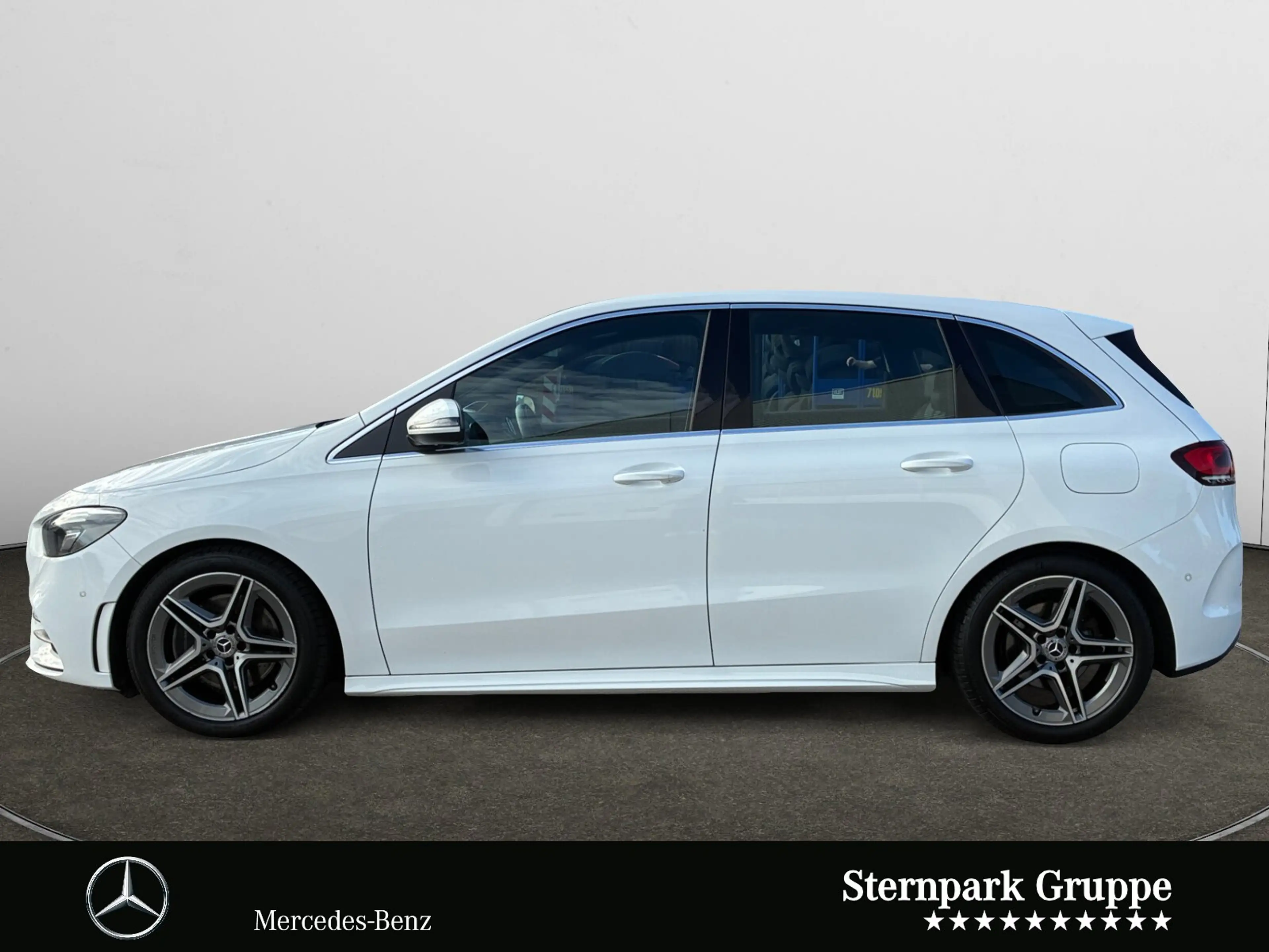 Mercedes-Benz B 220 B 220 4M AMG LED+MBUX+Ambiente+Spur+Navi+EasyP.+ — photo 2