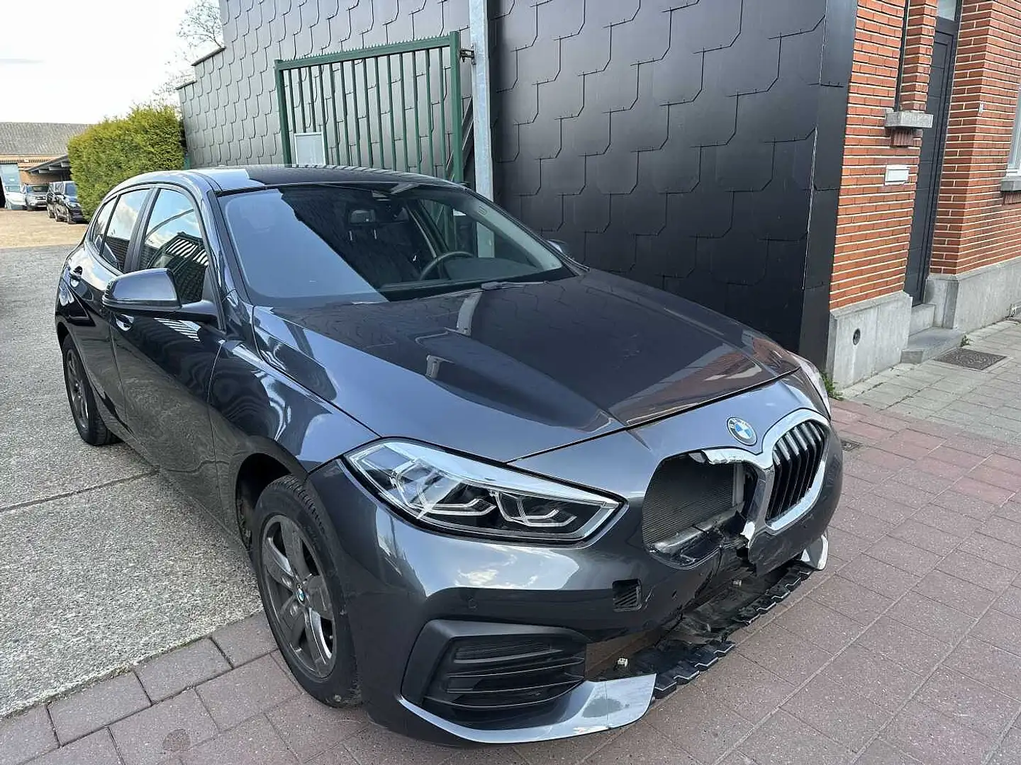 BMW 1 HATCH 118 i MET 76DKM HANDELAARS & EXPORT Grijs - 2