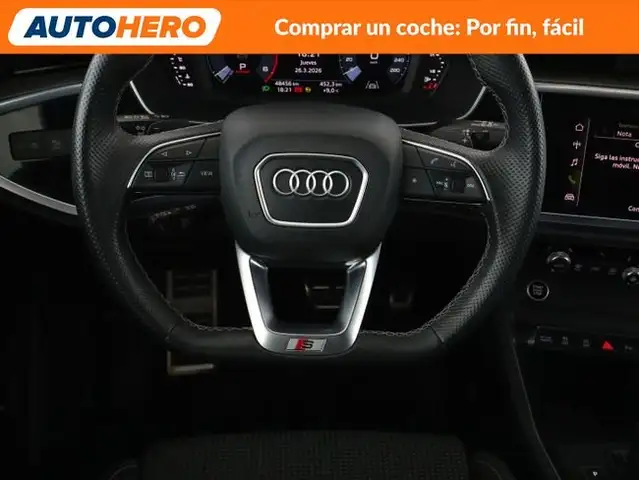 Audi Q3 view 24