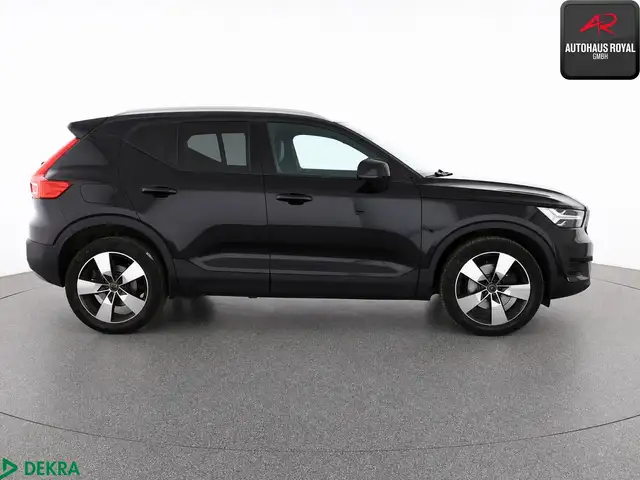 Volvo XC40 view 6
