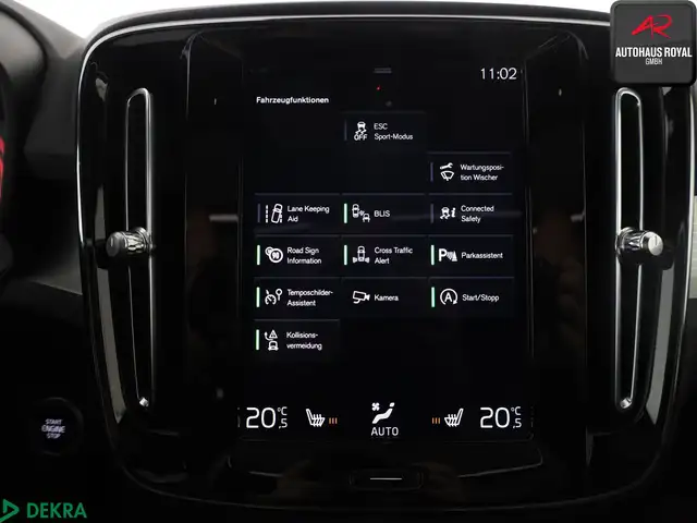 Volvo XC40 view 17