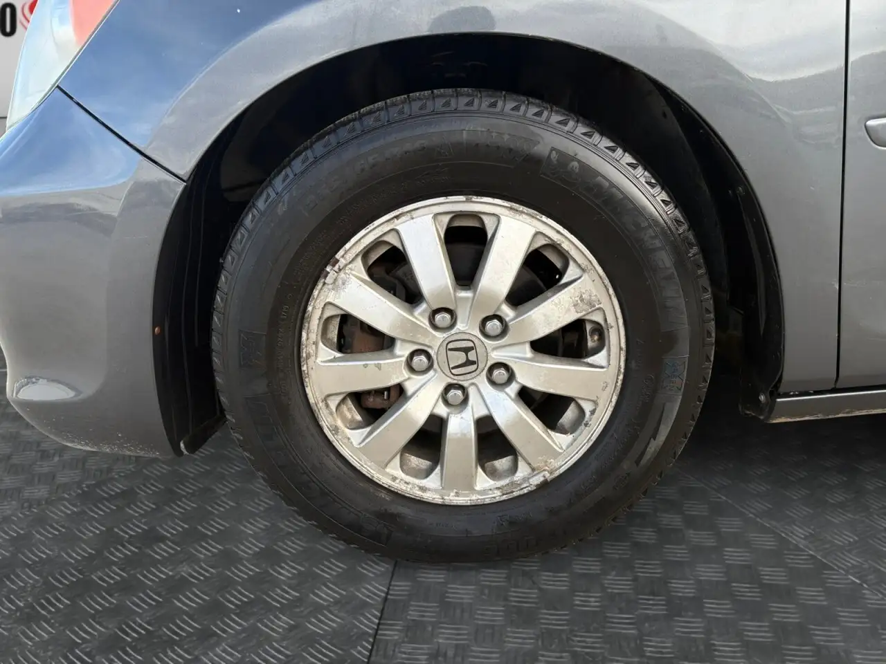 Honda Odyssey снимка Honda Odyssey
