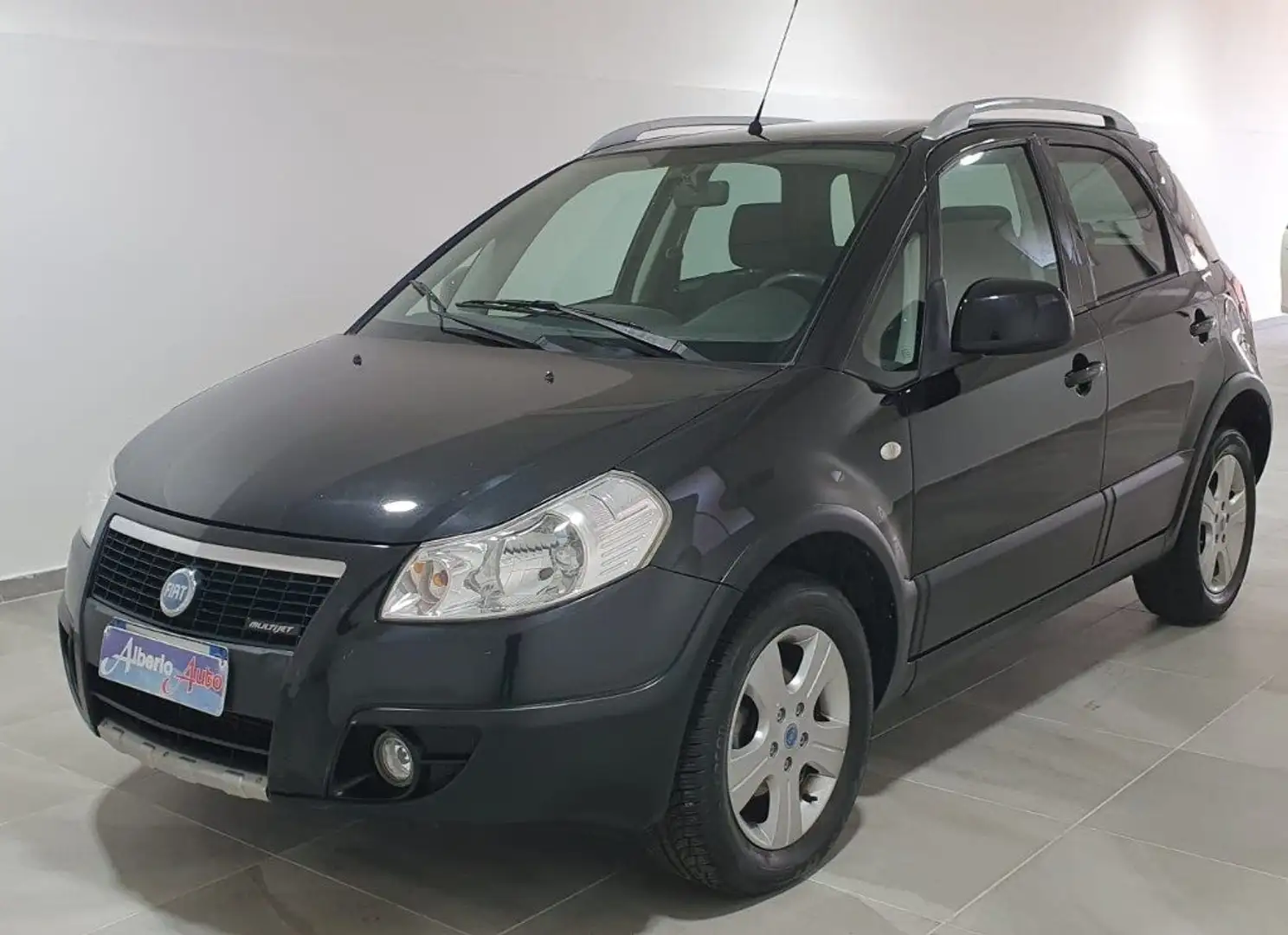 Fiat Sedici 1.9 MJT 4x4 Dynamic Negro - 1