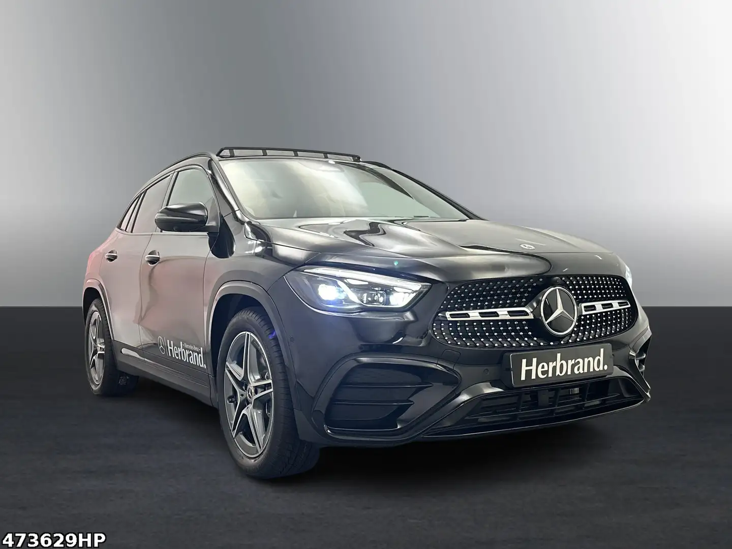 Mercedes-Benz GLA 250 4MATIC +AMG+BURMESTER+MULTIBEAM+AHK+PANO Schwarz - 2