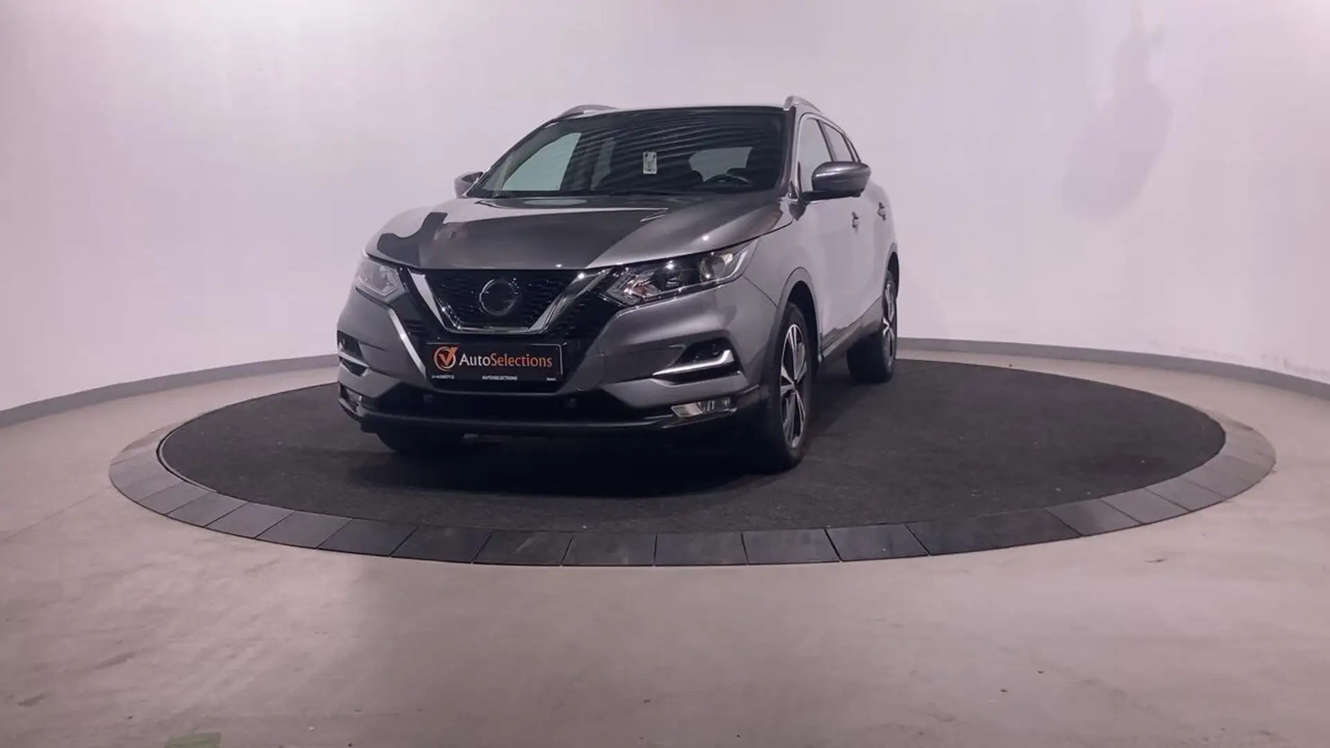 Nissan Qashqai N-Connecta + Design pack Camera Grijs - 1