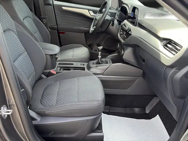 Ford Kuga view 13