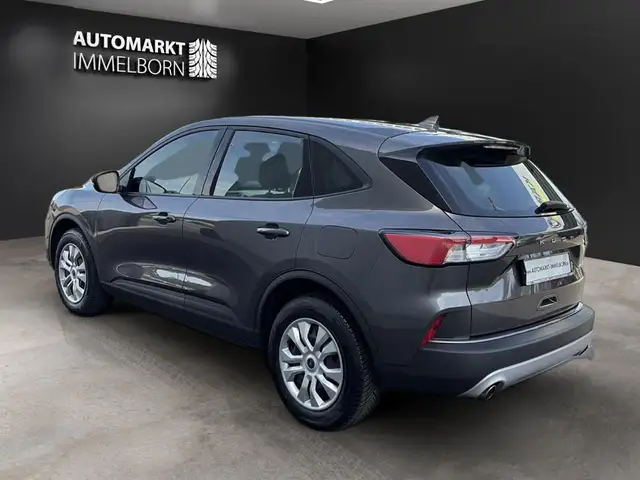Ford Kuga view 6