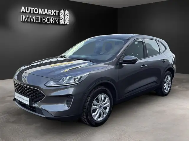 Ford Kuga view 4