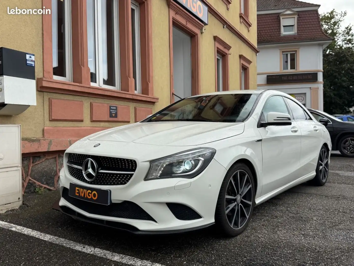 Mercedes-Benz CLA 180 Classe coupe 1.5 180 cdi 110 fascination- 7g-dct bva-camera de recul-garantie 6 mois Blanc - 2
