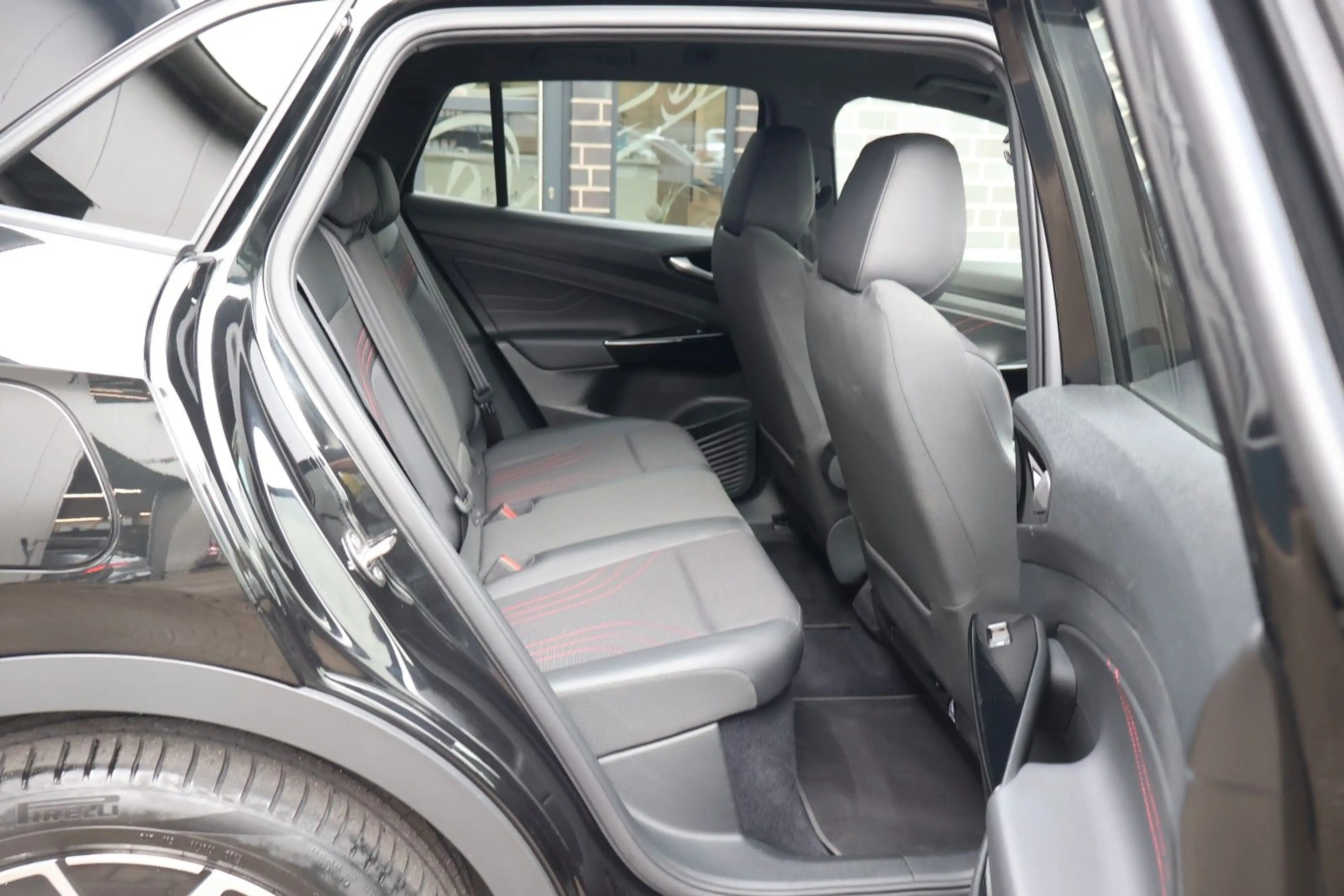 Volkswagen ID.4 GTX 220 kW 4Motion Wärmepumpe /AHK — photo 11