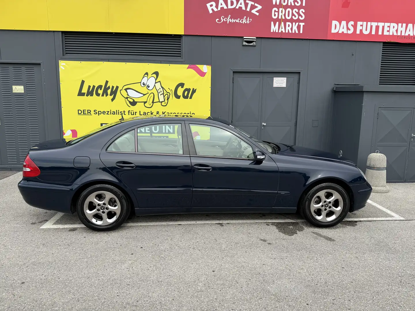Mercedes-Benz E 200 - 2