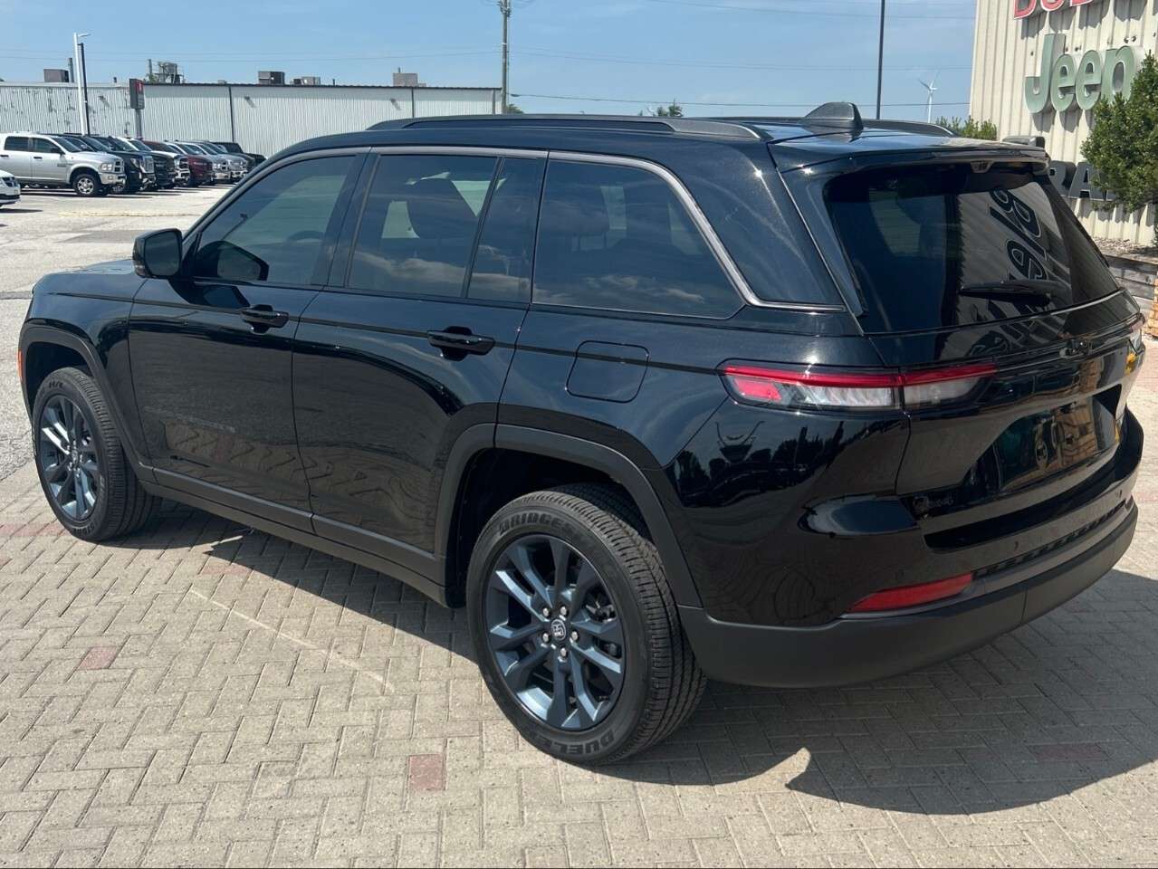 2026 Jeep Grand Cherokee 85th Anniversary 4x4 — снимка 1