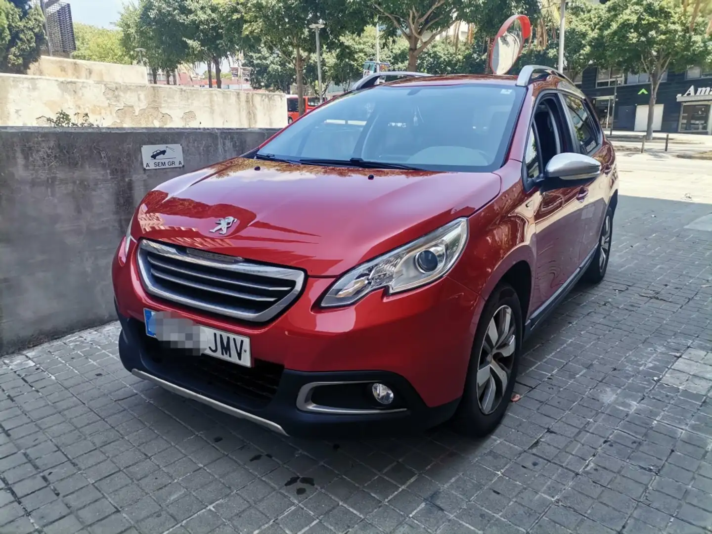 Peugeot 2008 1.6 BlueHDI Allure 100 Burdeos - 1