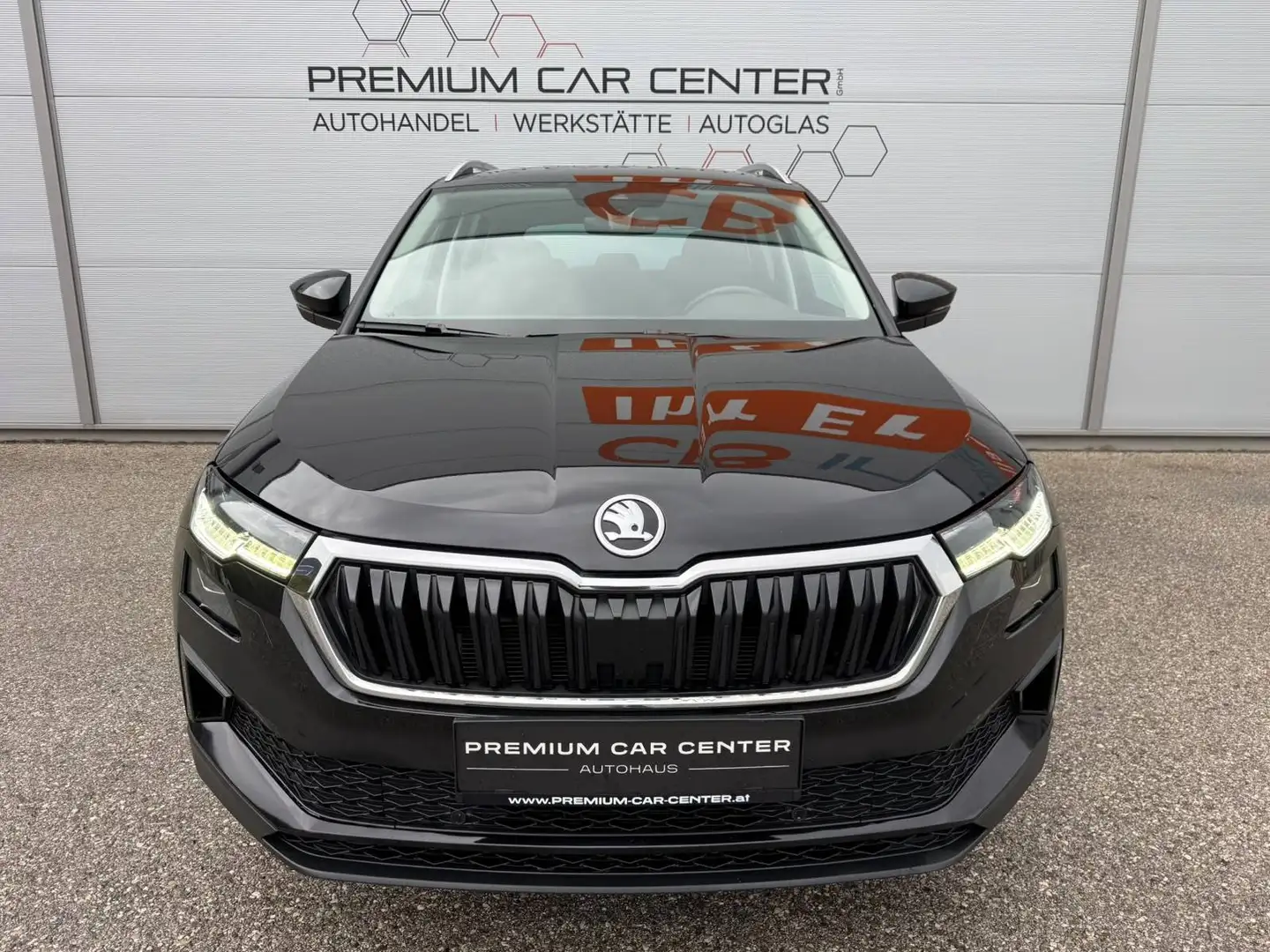 Skoda Karoq 2,0 TDI DSG Style VOLL-LED / DIGI-TACHO / STANDHEIZUNG / SPORTSITZE / KAMERA Schwarz - 2