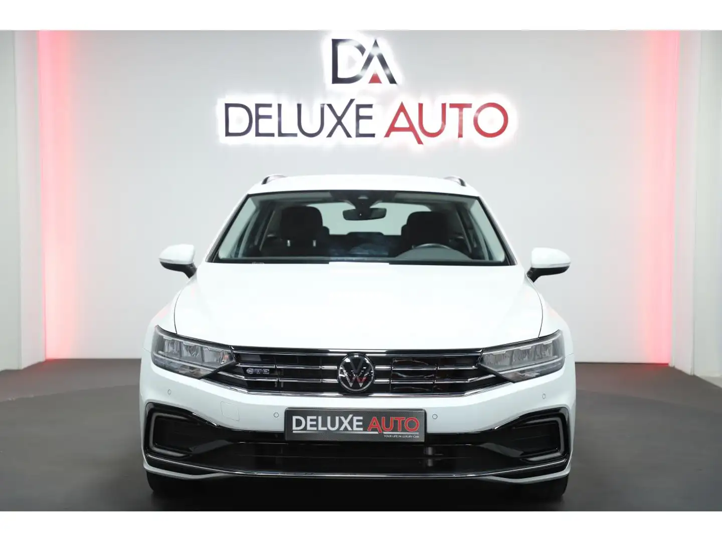 Volkswagen Passat VIII 1.4 TSI HYBRIDE RECHARGEABLE GTE 218 DSG6 (2) Biały - 2