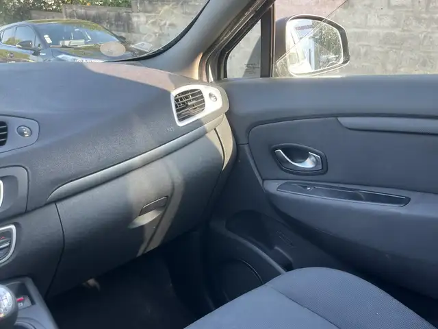 Renault Scenic view 7