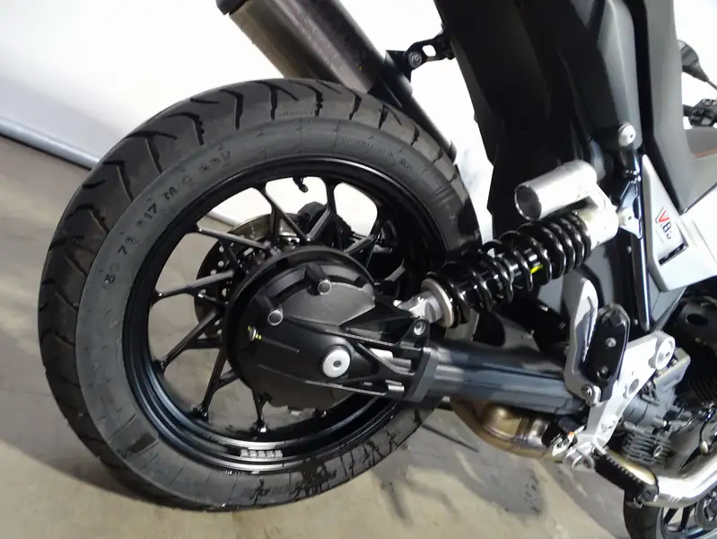 Moto Guzzi V 85 - foto 8