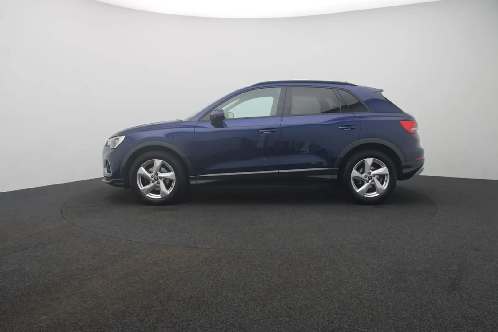 Audi Q3 35 TDI . Virt.Cockpit Einparkhilfe Bleu - 2