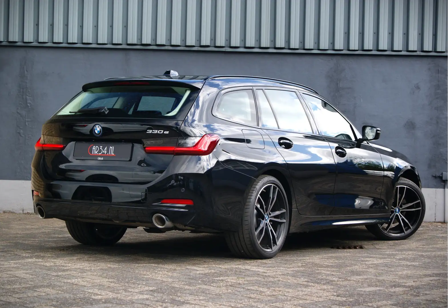 BMW 330 3-serie Touring 330e 292PK Nw model Shadowline Wid Noir - 2