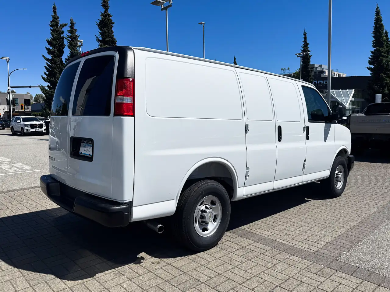 Chevrolet Express 2500 снимка Chevrolet Express 2500