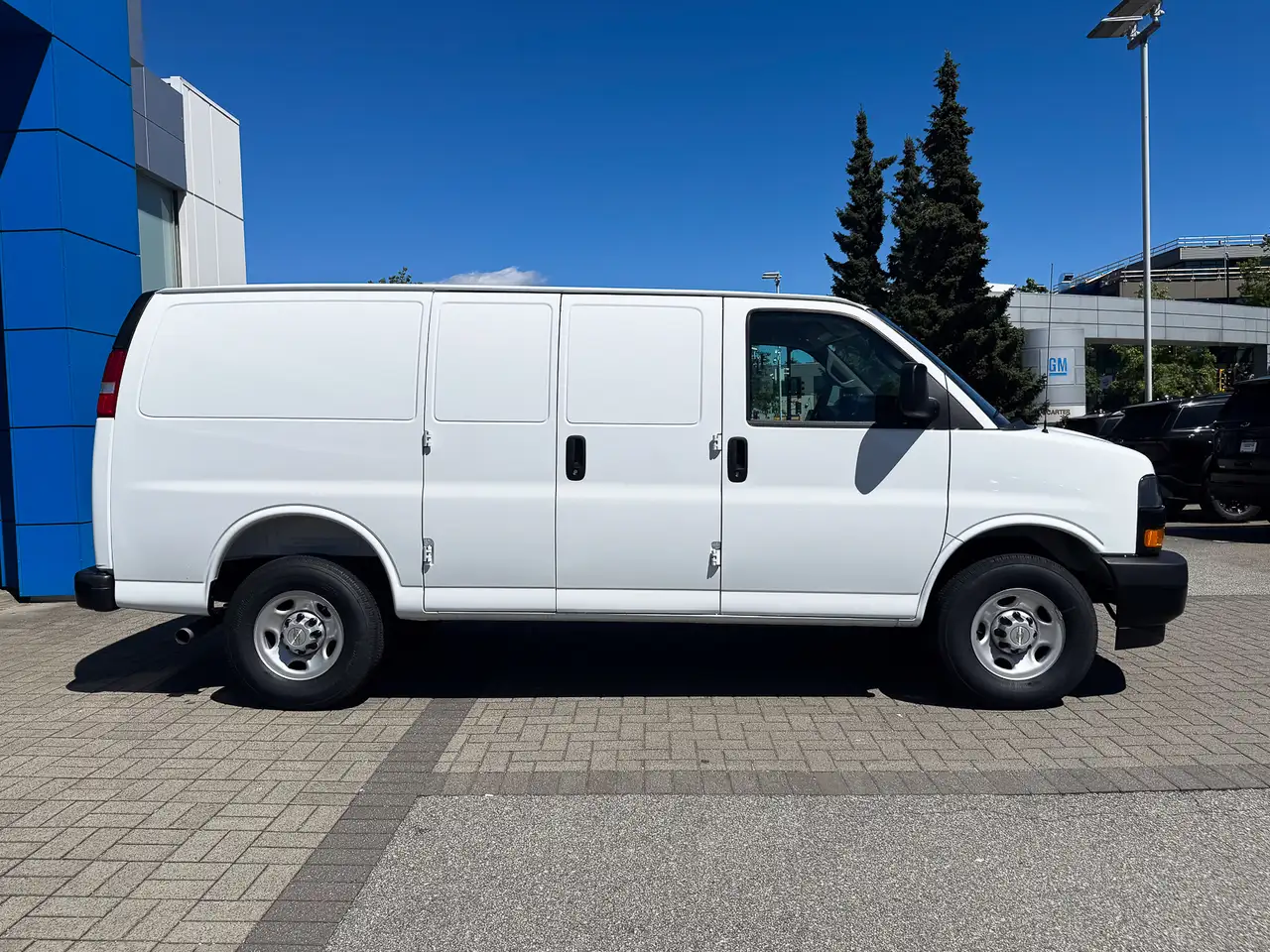 Chevrolet Express 2500 снимка Chevrolet Express 2500