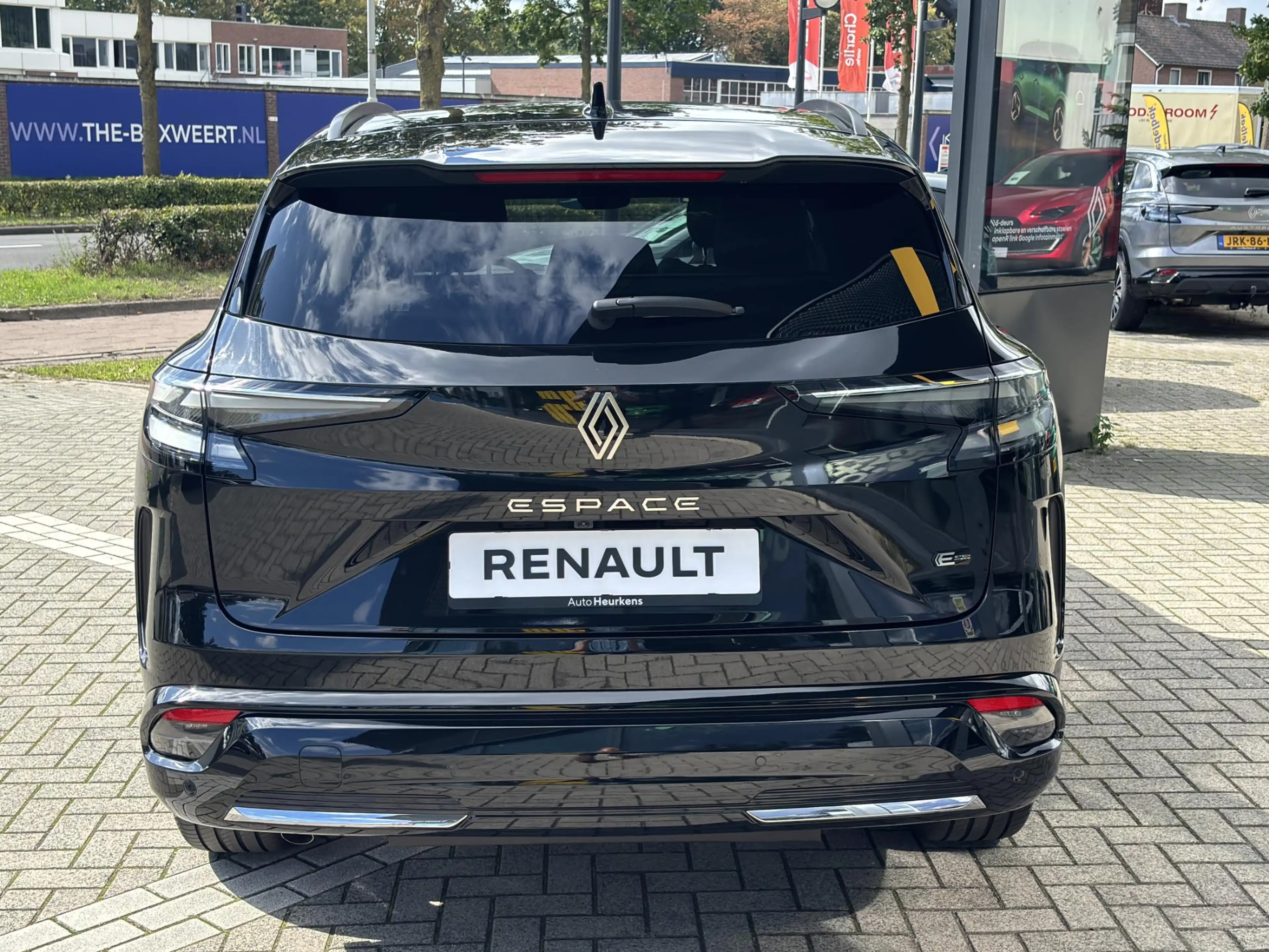 Renault Espace Iconic Full Hybrid E-Tech 200 - 7 zitplaatsen l Me — photo 6