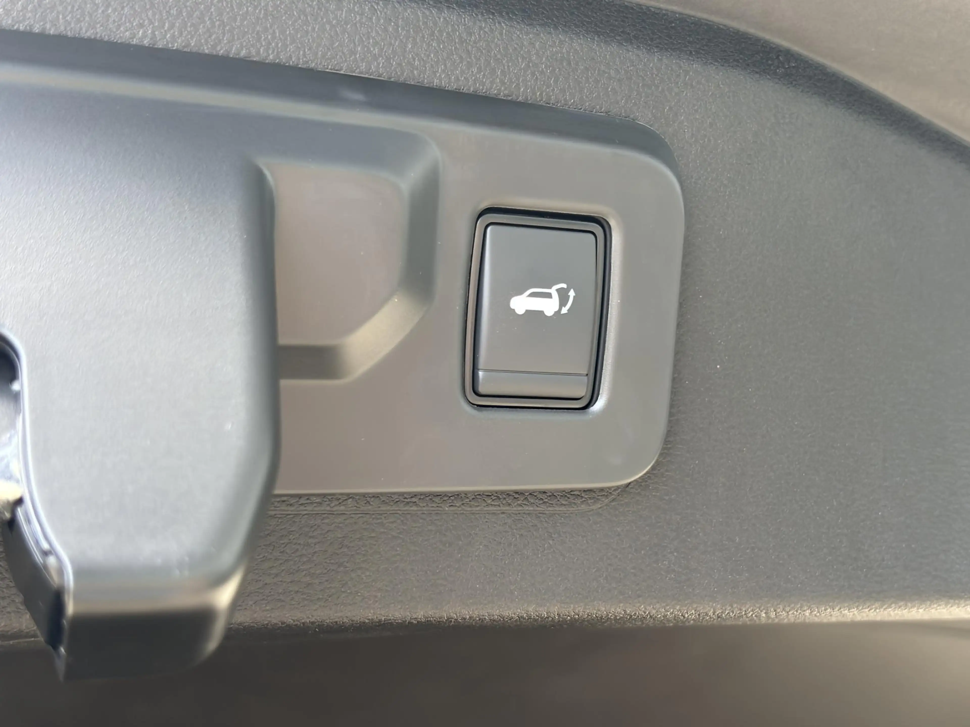 Renault Espace Iconic Full Hybrid E-Tech 200 - 7 zitplaatsen l Me — photo 8