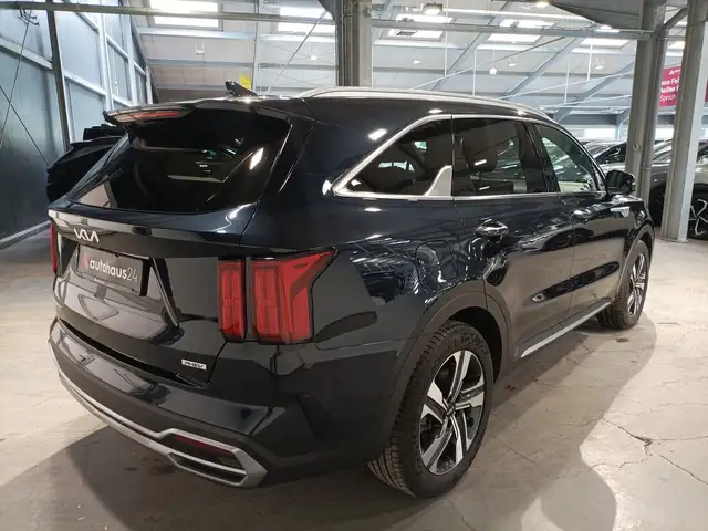 Kia Sorento view 5