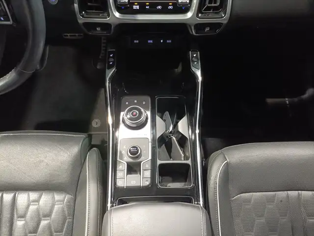 Kia Sorento view 13