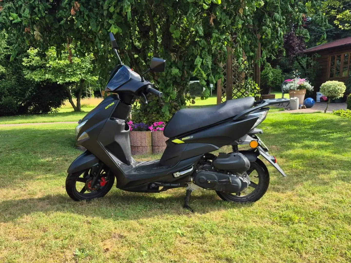 Kymco Breezy Carbon 50 Чорний - 1