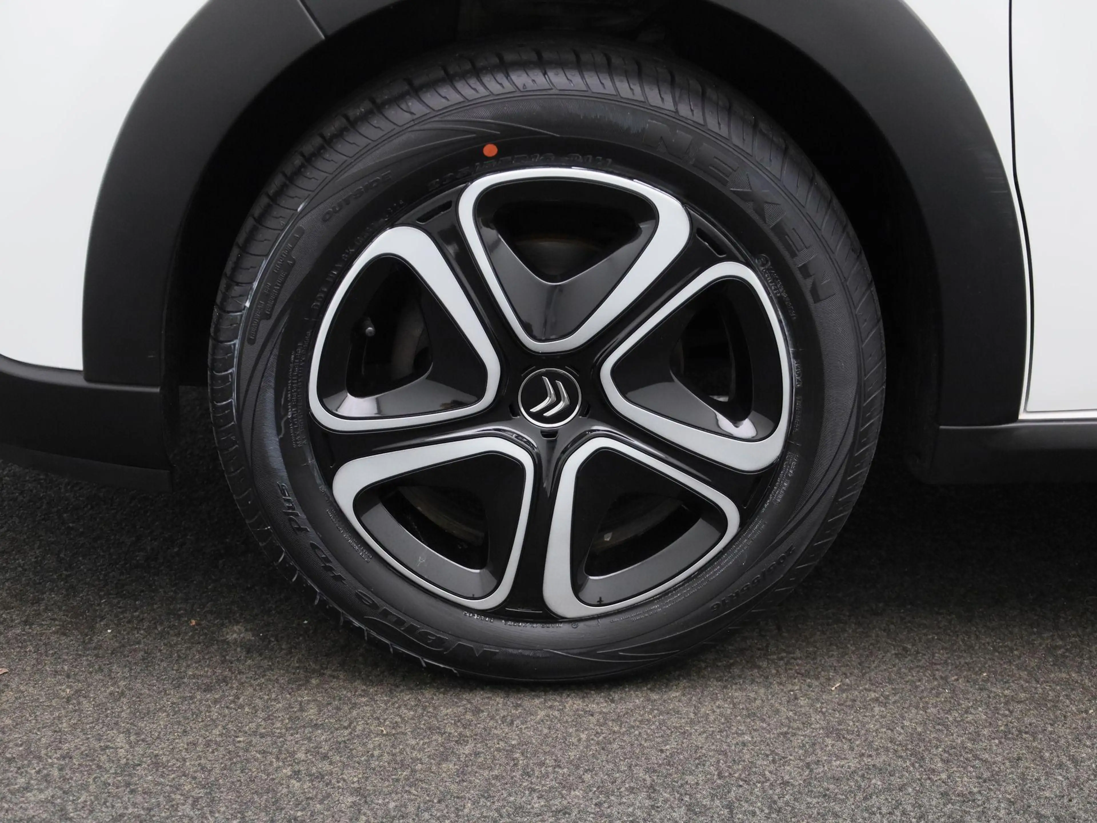 Citroen C3 1.2 PureTech 82 S&S MAN Feel — photo 14