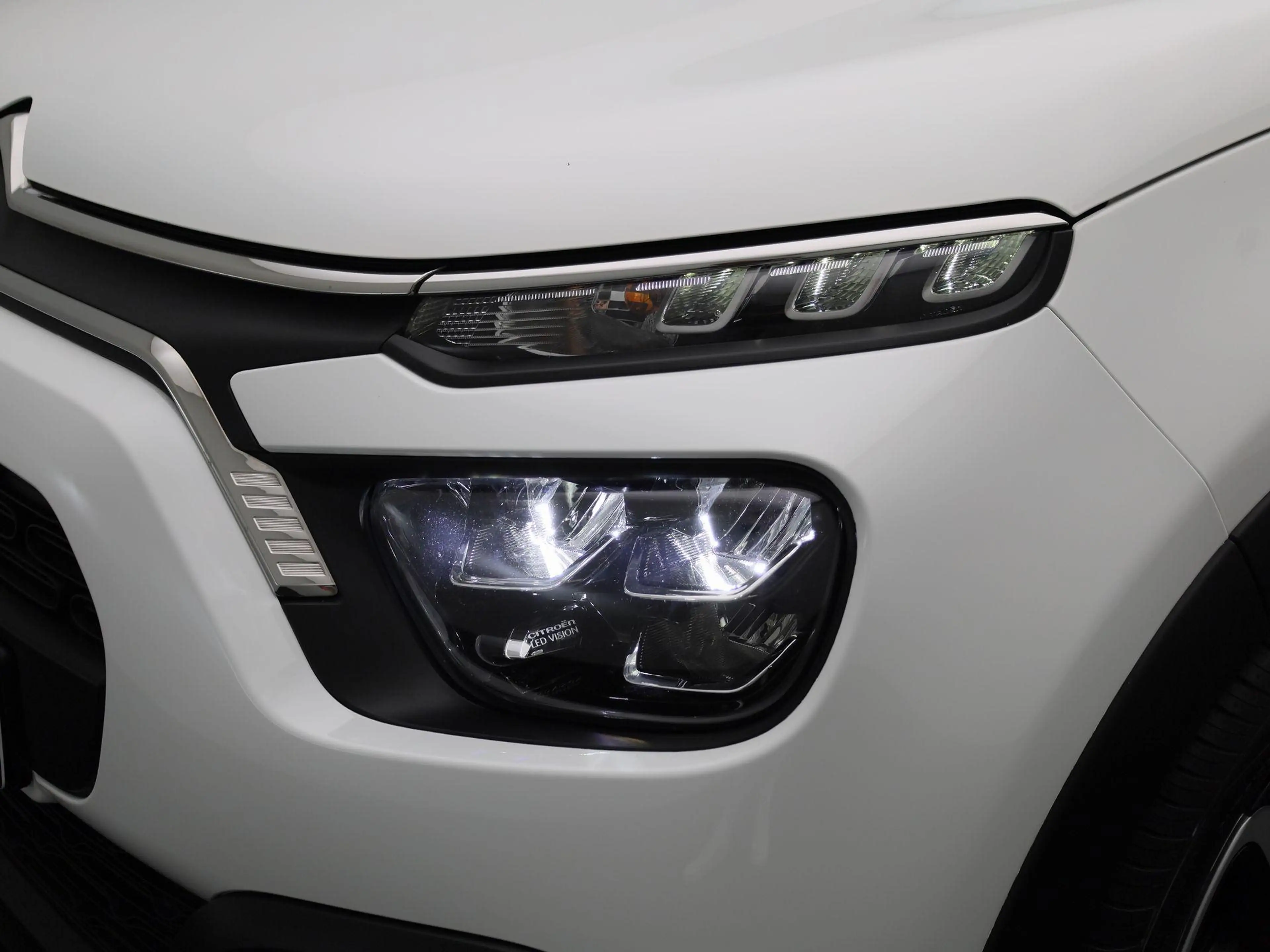 Citroen C3 1.2 PureTech 82 S&S MAN Feel — photo 15