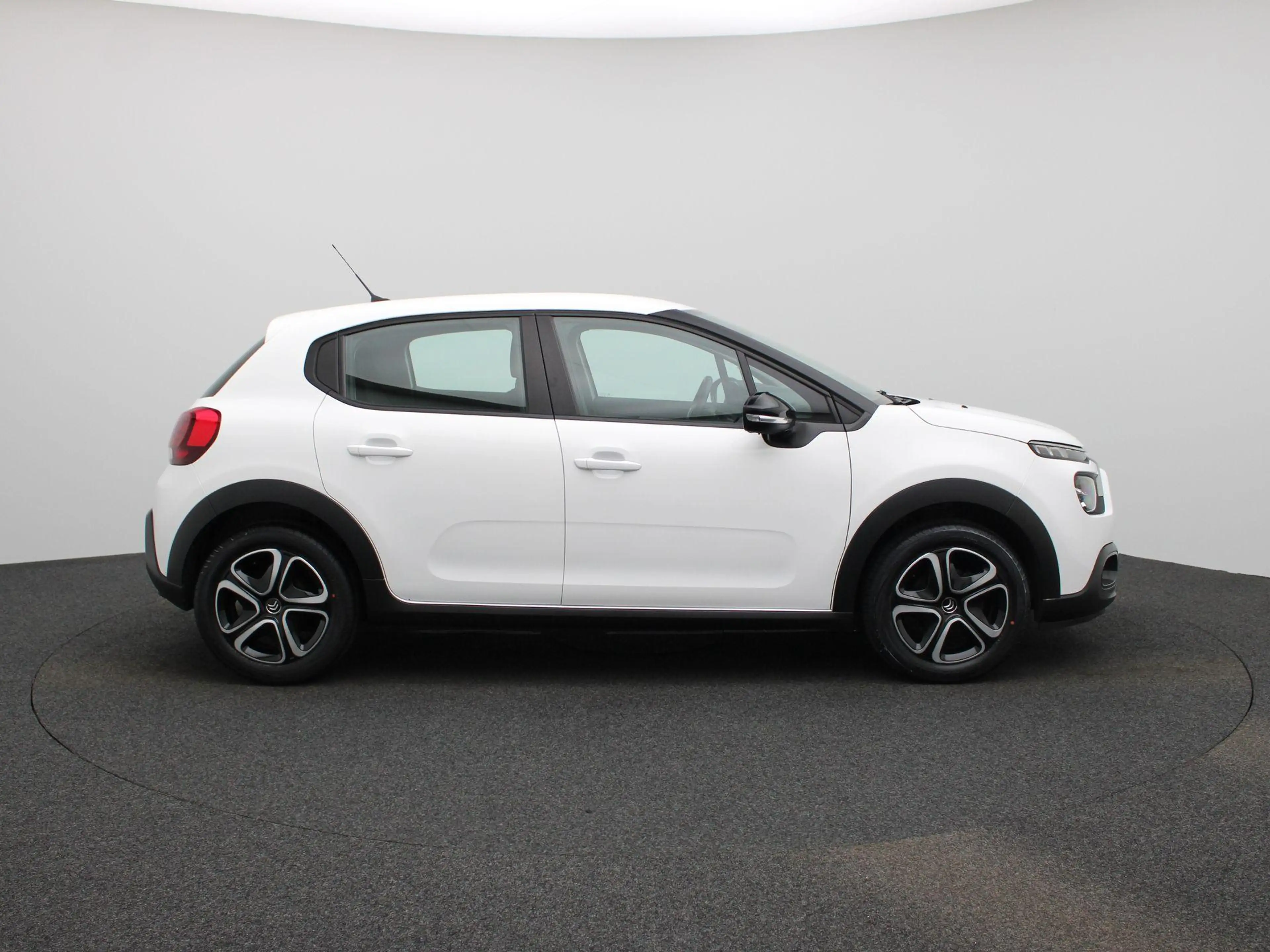 Citroen C3 1.2 PureTech 82 S&S MAN Feel — photo 6
