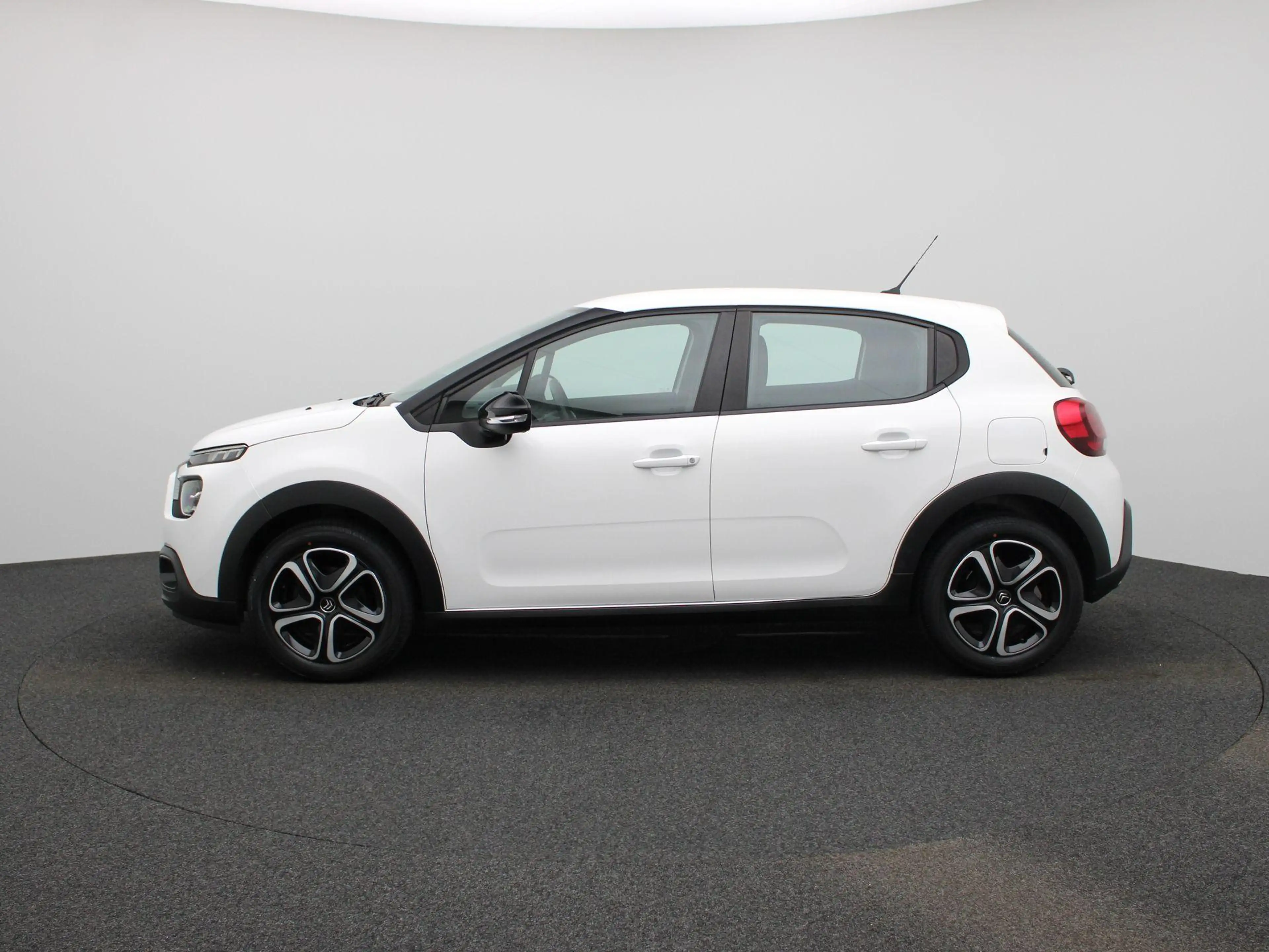 Citroen C3 1.2 PureTech 82 S&S MAN Feel — photo 4