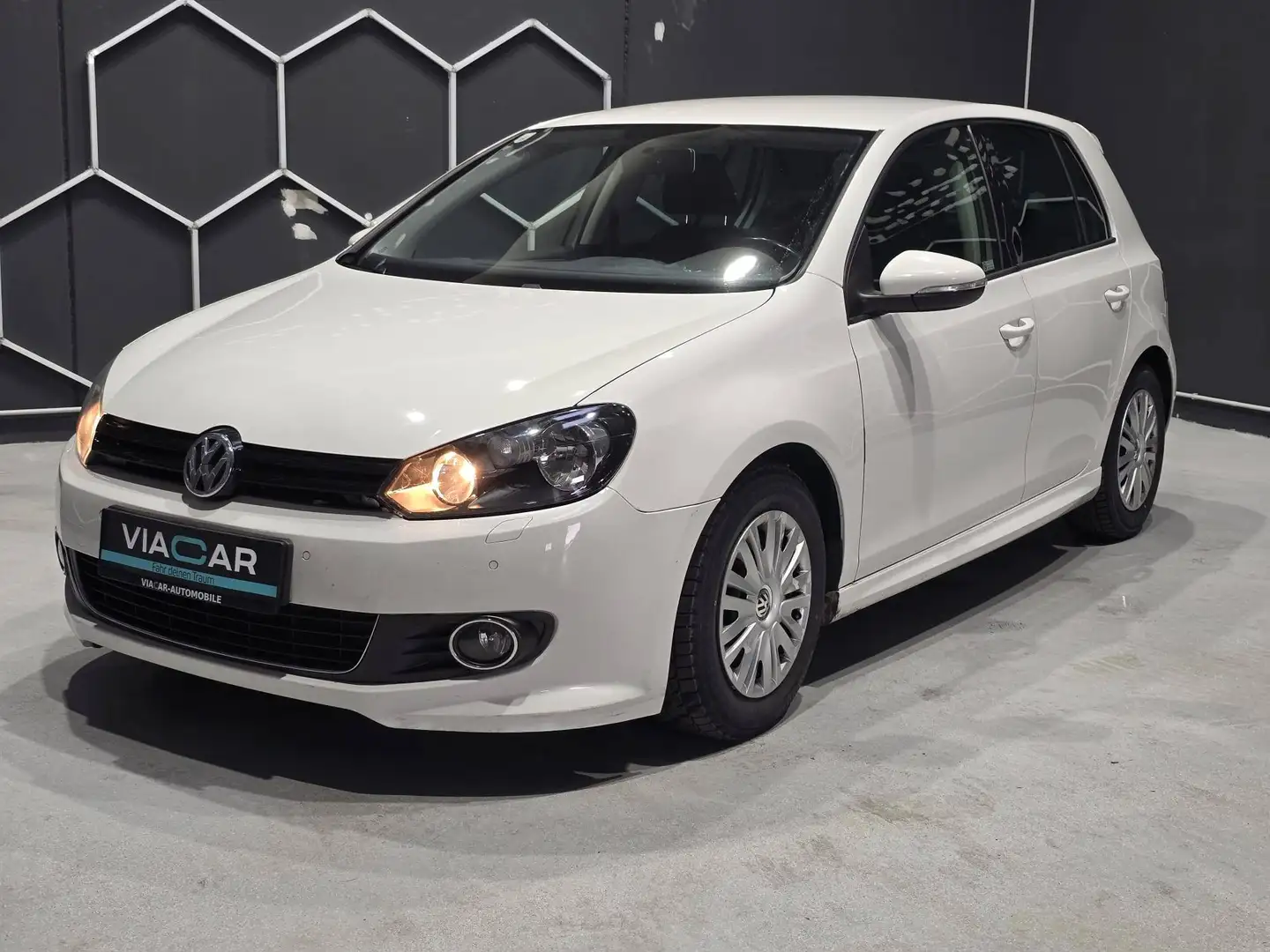Volkswagen Golf Golf Rabbit Jubiläum 1,6 TDI DPF Rabbit Jubiläum Weiß - 1