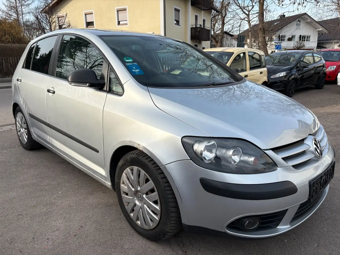 Volkswagen Golf Plus 1.9 TDI DSG 6-Gang Trendline*Navigatio Gris - 1