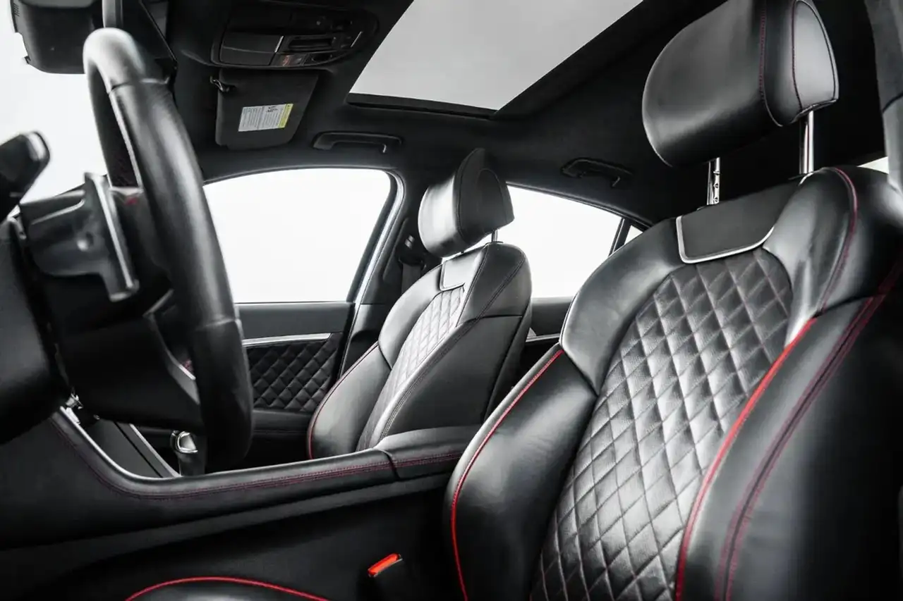 Genesis G70 снимка Genesis G70