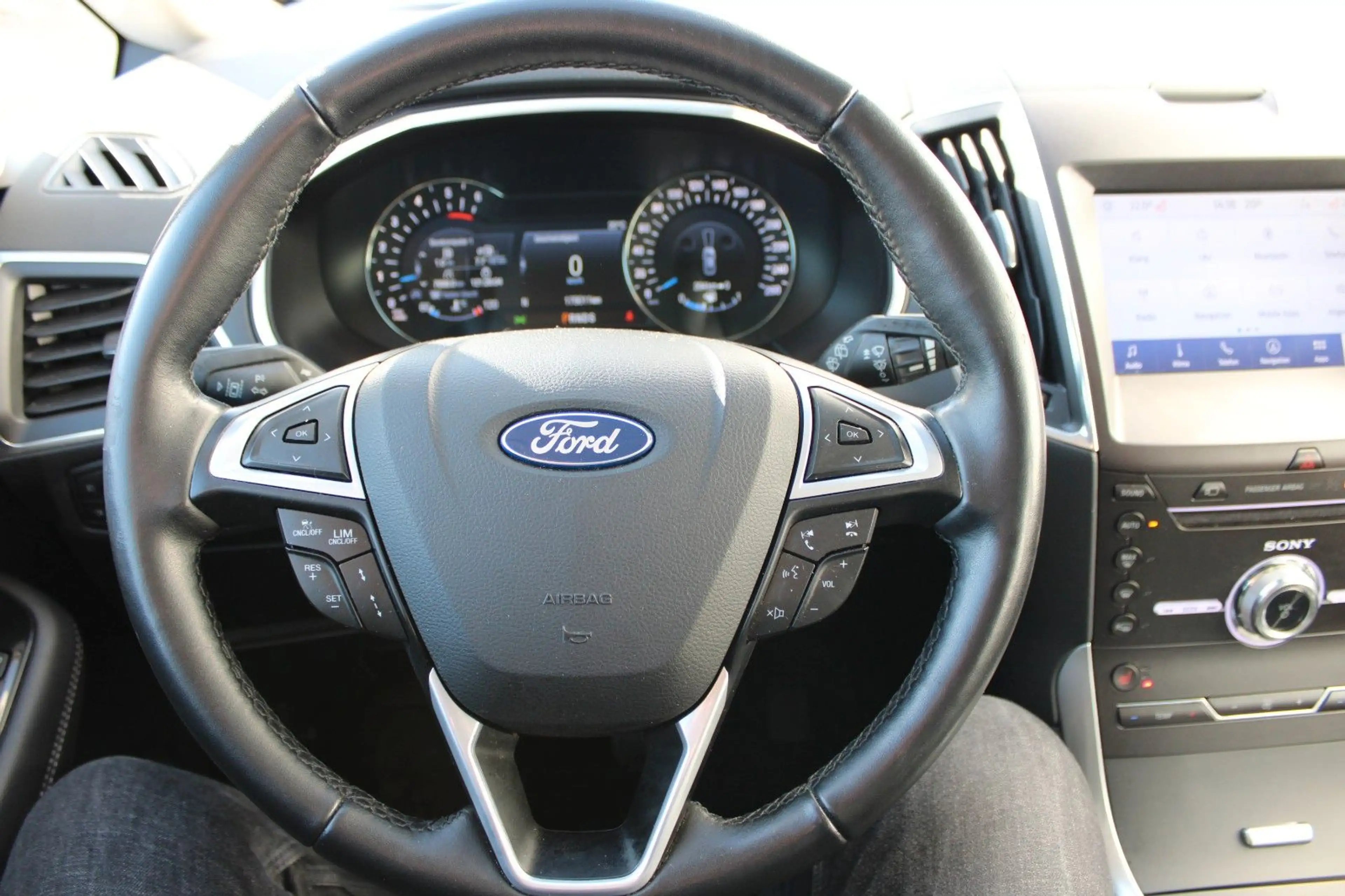 Ford S-Max S-MAX 2.0 TDCI Titanium Autom. Navi PDC — photo 13