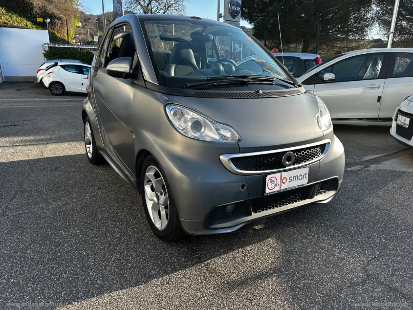smart forTwo 1000 52 kW MHD cabrio pulse Gris - 1
