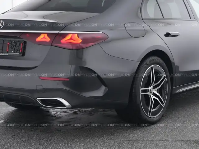 Mercedes-Benz E 300 e AMG LINE DISTRONIC LED HP 19 ZOLL ALU Ansicht 5