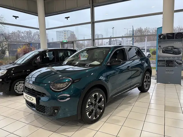 Fiat 600 La Prima Hybrid mHEV 145 6-Gang eDCT