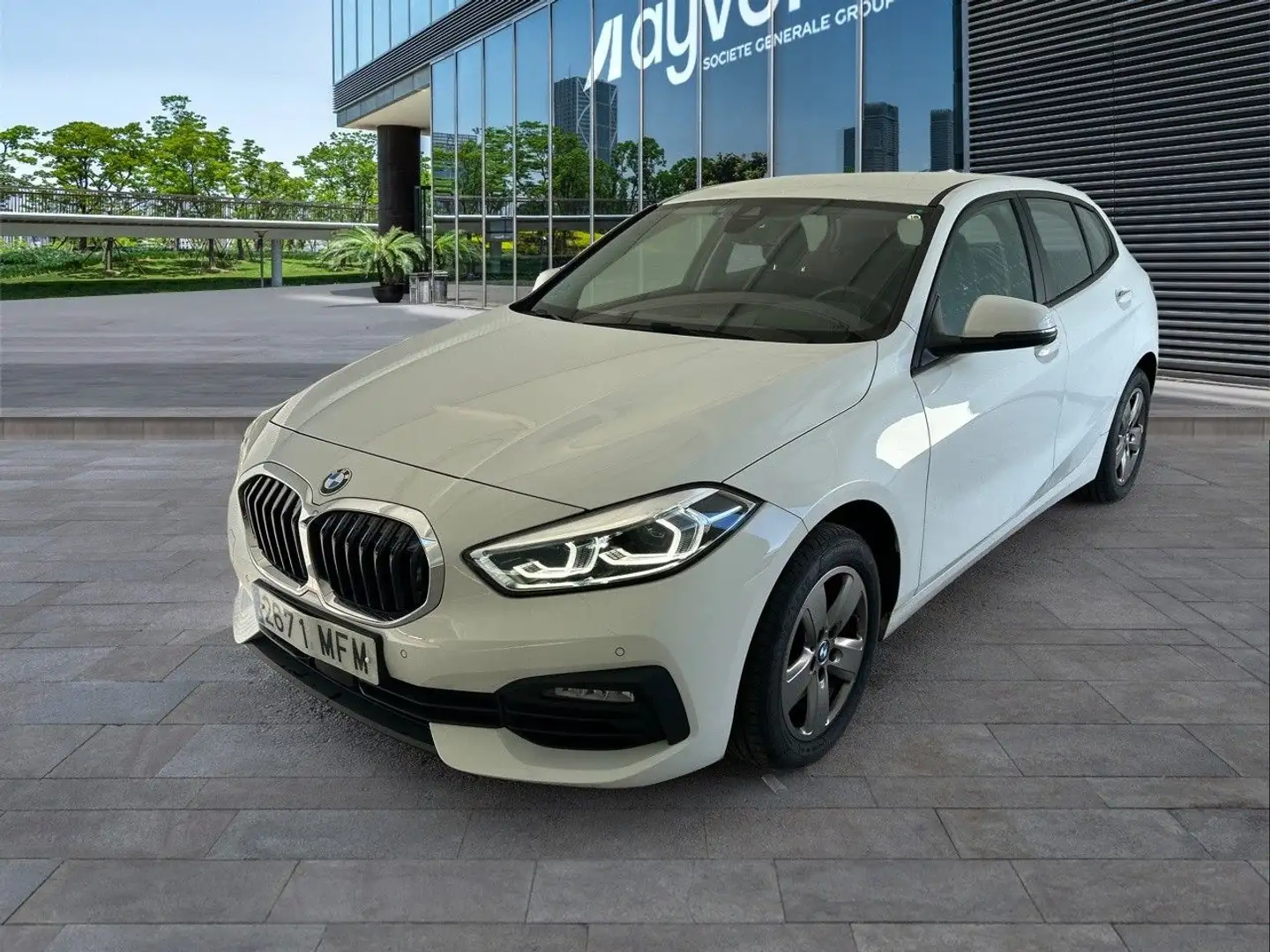 BMW 116 116d Blanc - 1