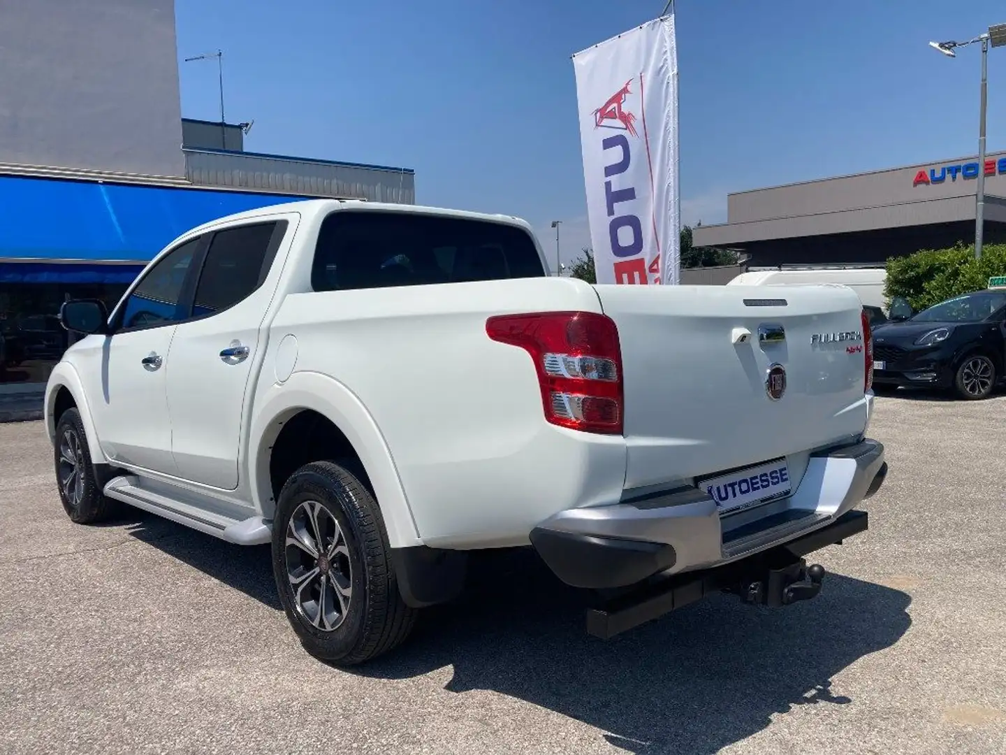 Fiat Fullback 2.4 180CV Doppia Cab. LX S&S Aut. Blanc - 2
