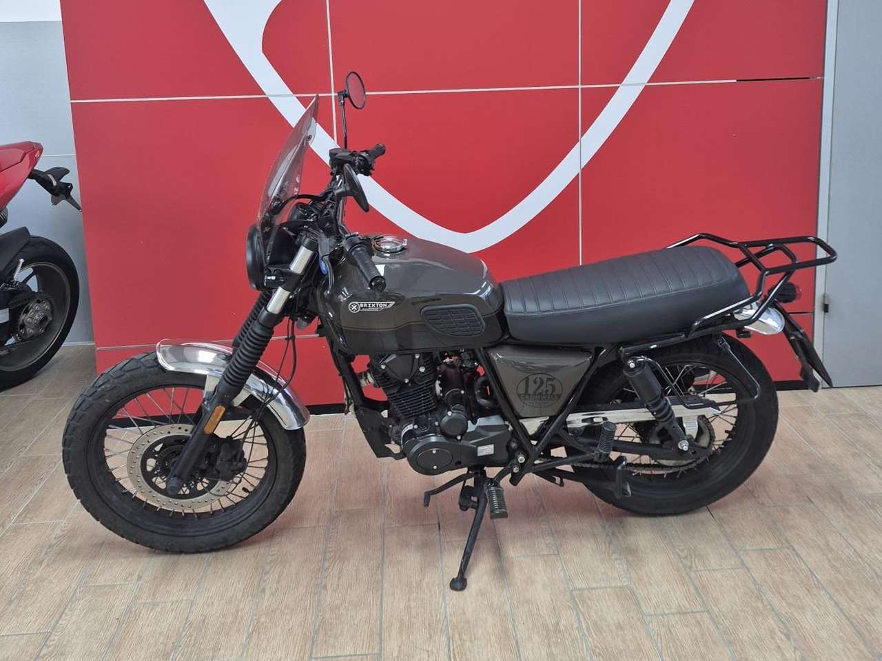 Brixton Cromwell 125