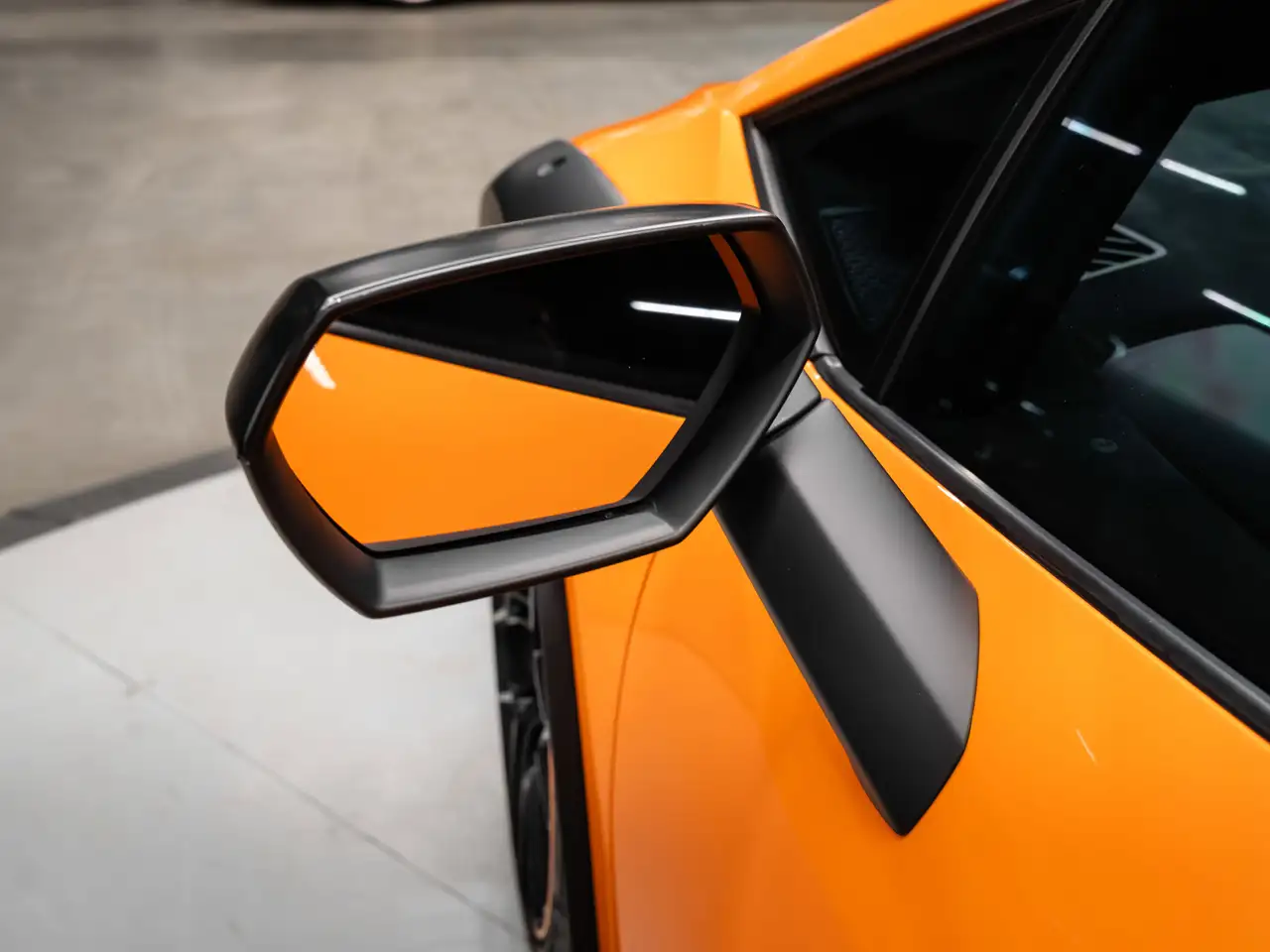 Lamborghini Huracán снимка Lamborghini Huracán