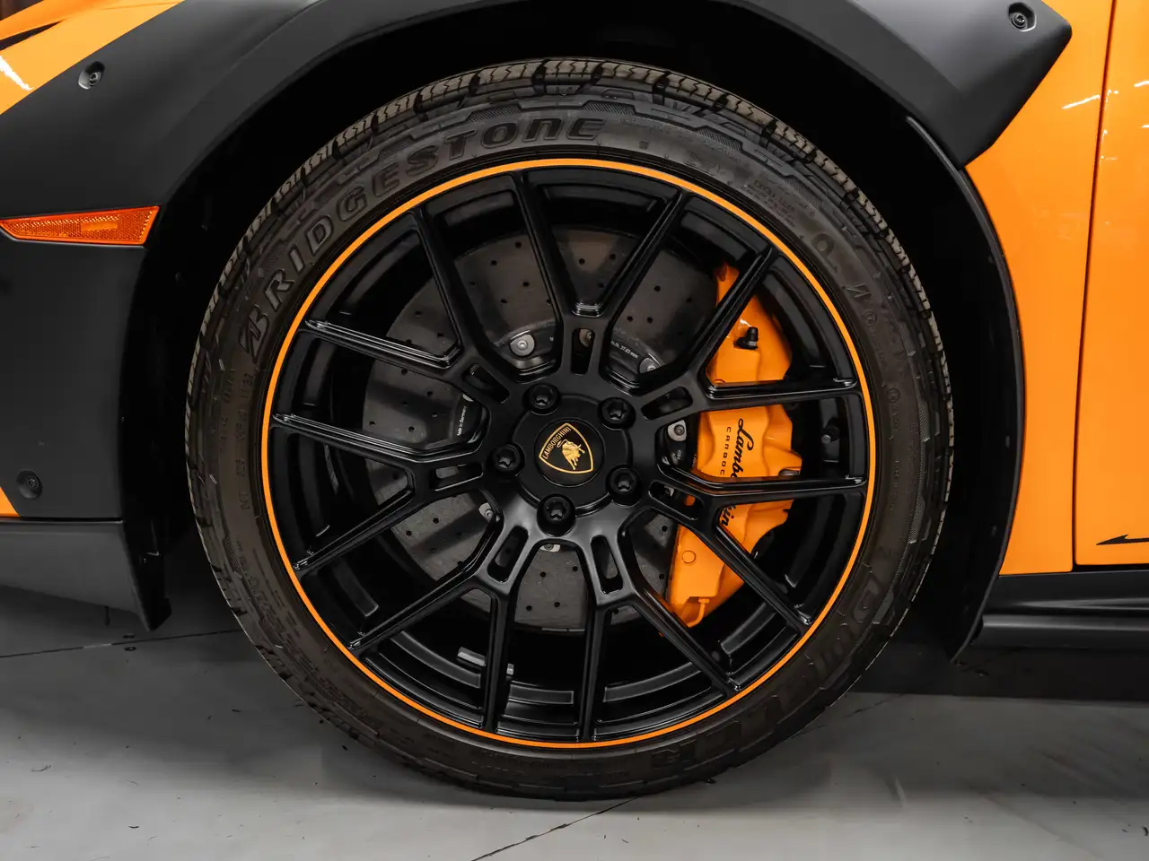 Lamborghini Huracán снимка Lamborghini Huracán