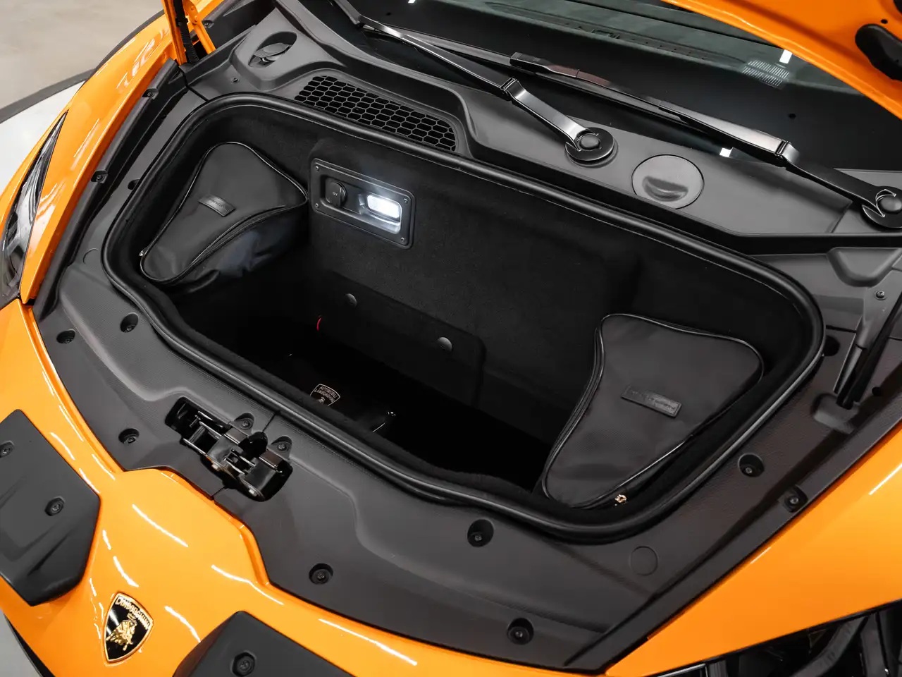 Lamborghini Huracán снимка Lamborghini Huracán